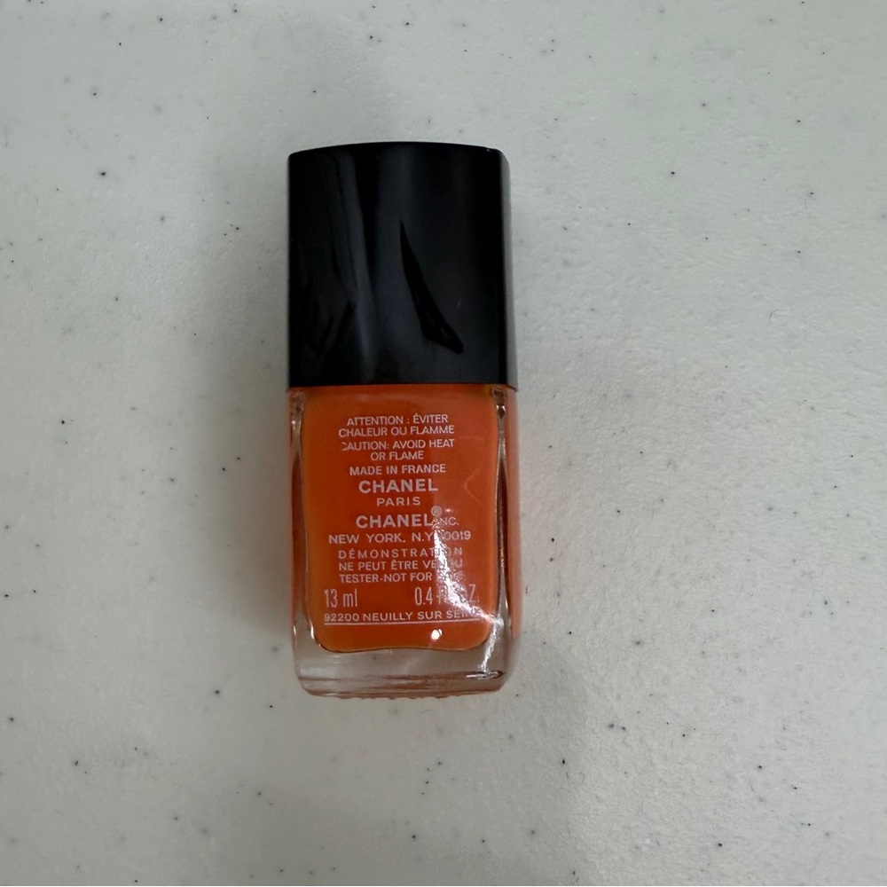 CHANEL Nail Polish 745 Le Vernis Longwear Cruise New - Picture 3 of 6